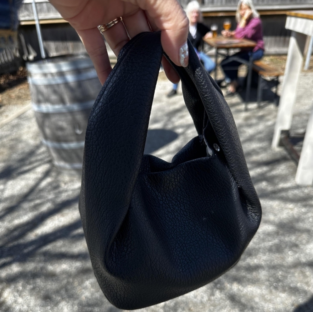 Black Faux Pebbled Leather Slouchy Hobo Bag Stylish Rare Mini Tote + Strap New - Picture 2 of 9